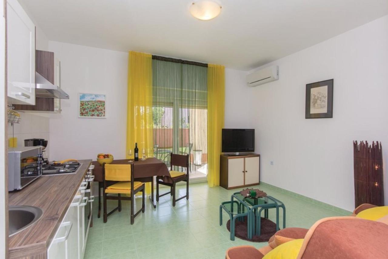 Appartamento Two Bedroom Valdebecco For 5 Persons